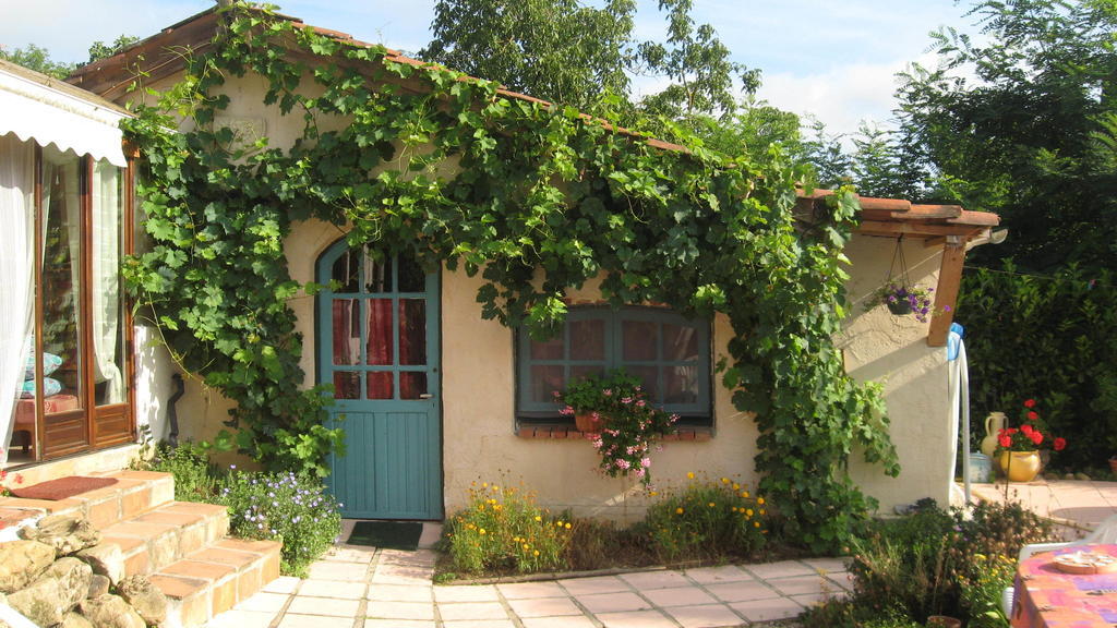 Madiran Chambre D'Hotes Oeuil De Bouc חדר תמונה