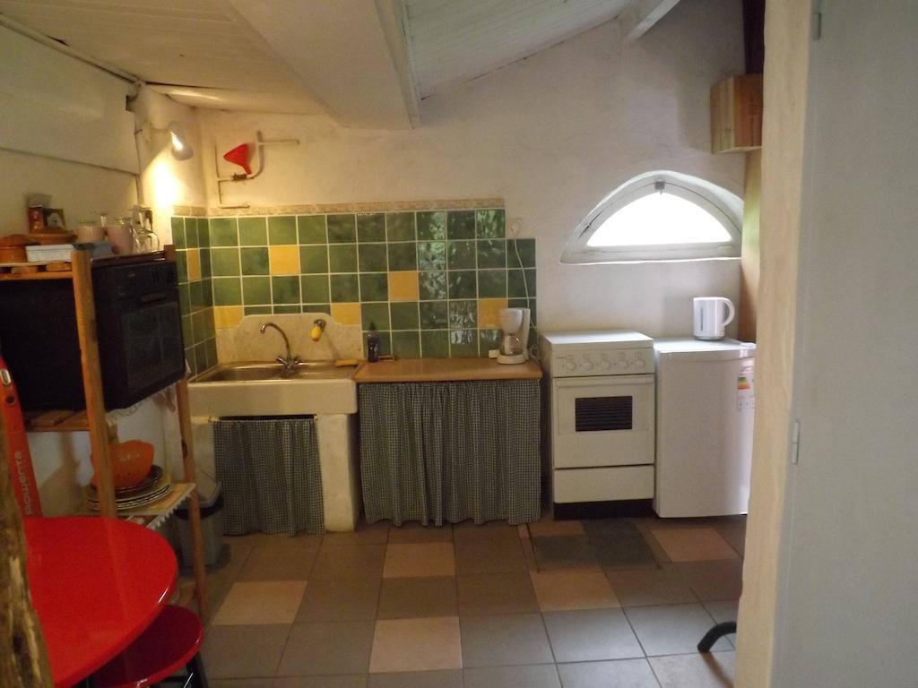 Madiran Chambre D'Hotes Oeuil De Bouc מראה חיצוני תמונה